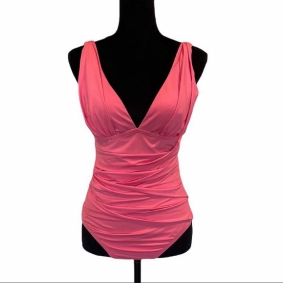 Kenneth Cole one piece form faltering ruched fabric coral swimsuit size 8 - Picture 1 of 9
